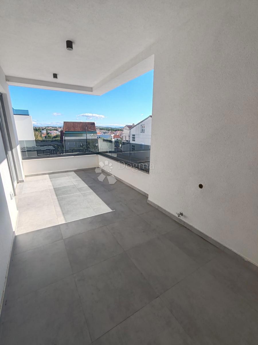 Haus Zu verkaufen - ŠIBENSKO-KNINSKA VODICE
