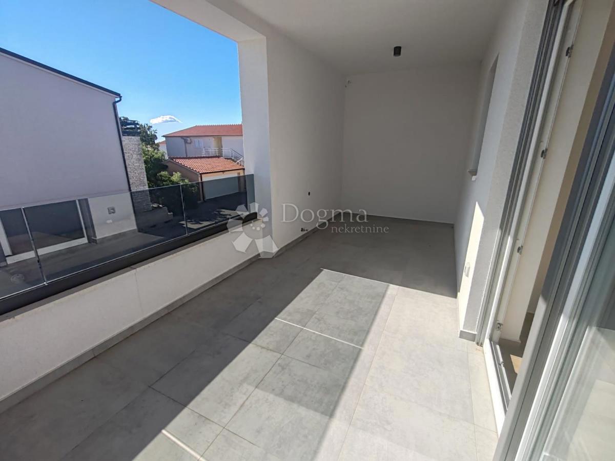 Haus Zu verkaufen - ŠIBENSKO-KNINSKA VODICE