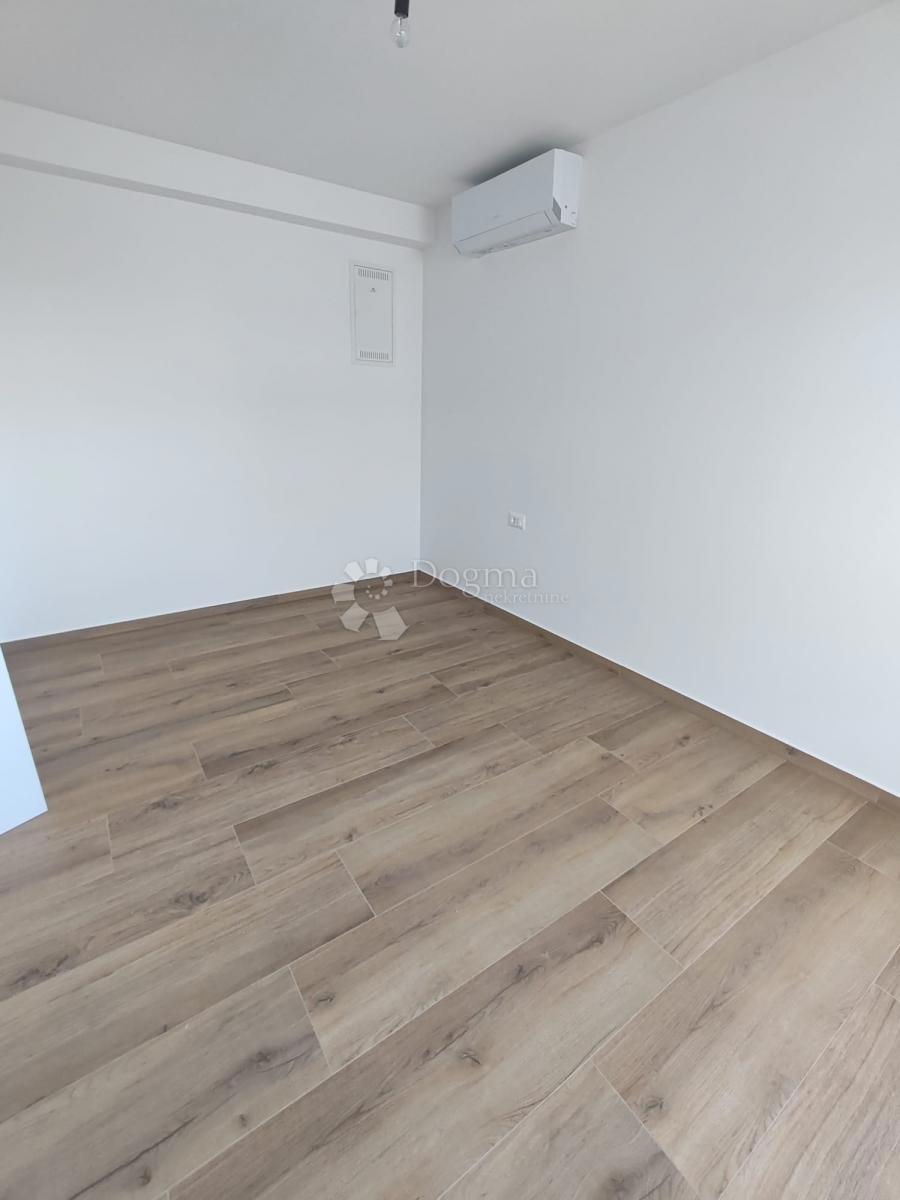 Haus Zu verkaufen - ŠIBENSKO-KNINSKA VODICE