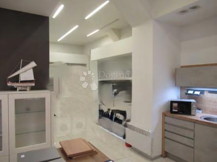 Business premises For sale - ISTARSKA PULA
