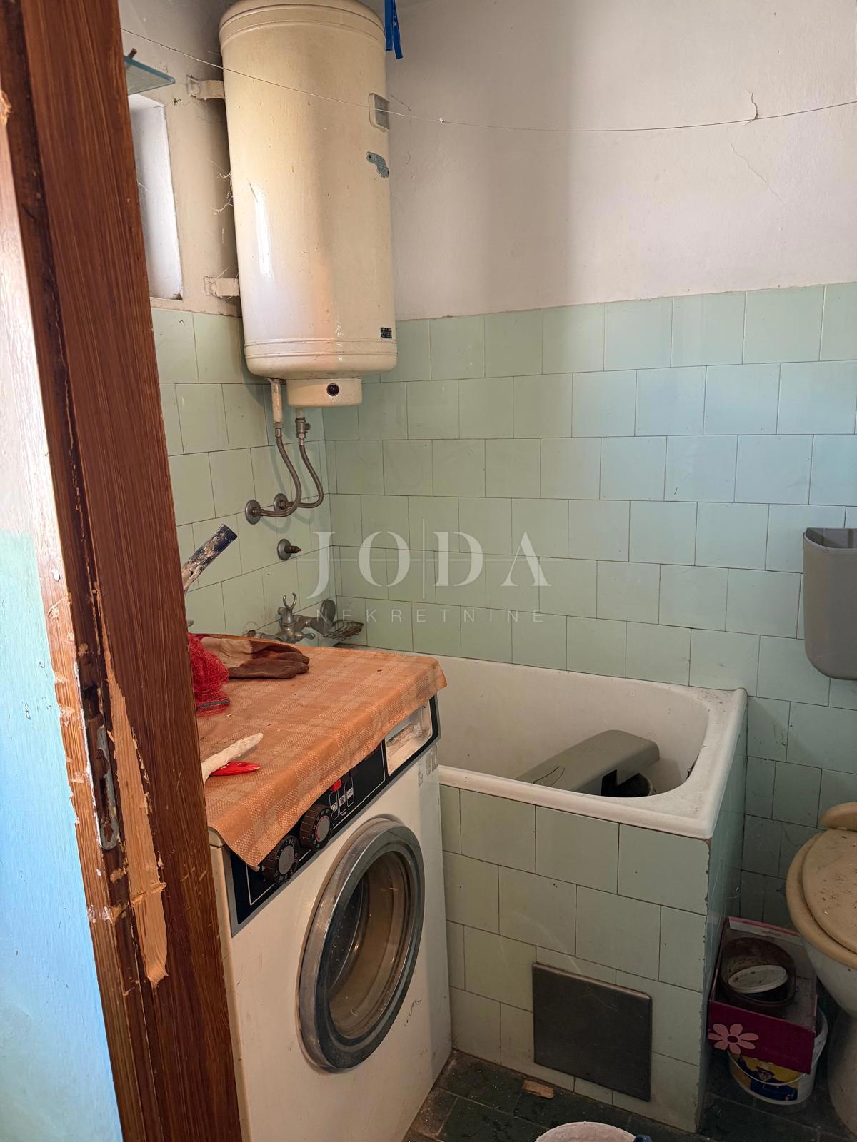 Flat For sale - LIČKO-SENJSKA SENJ