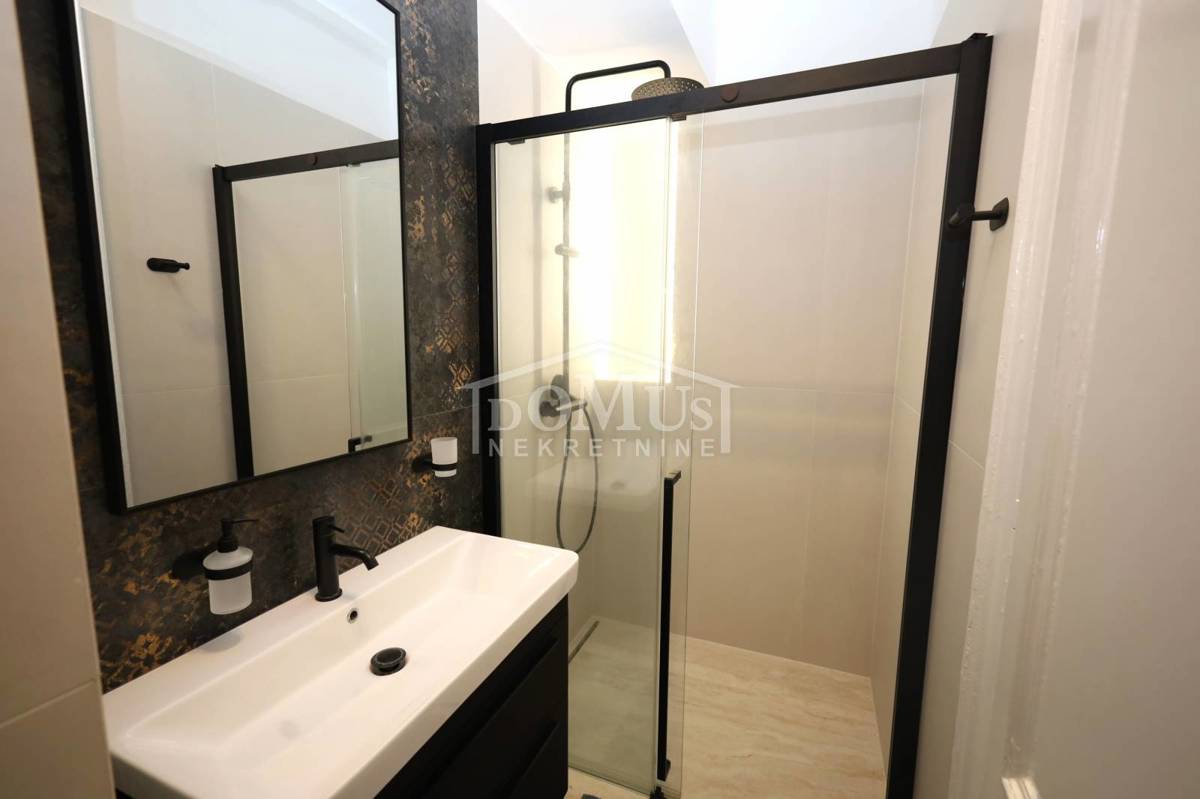 Apartmán Na prodej - ŠIBENSKO-KNINSKA ŠIBENIK