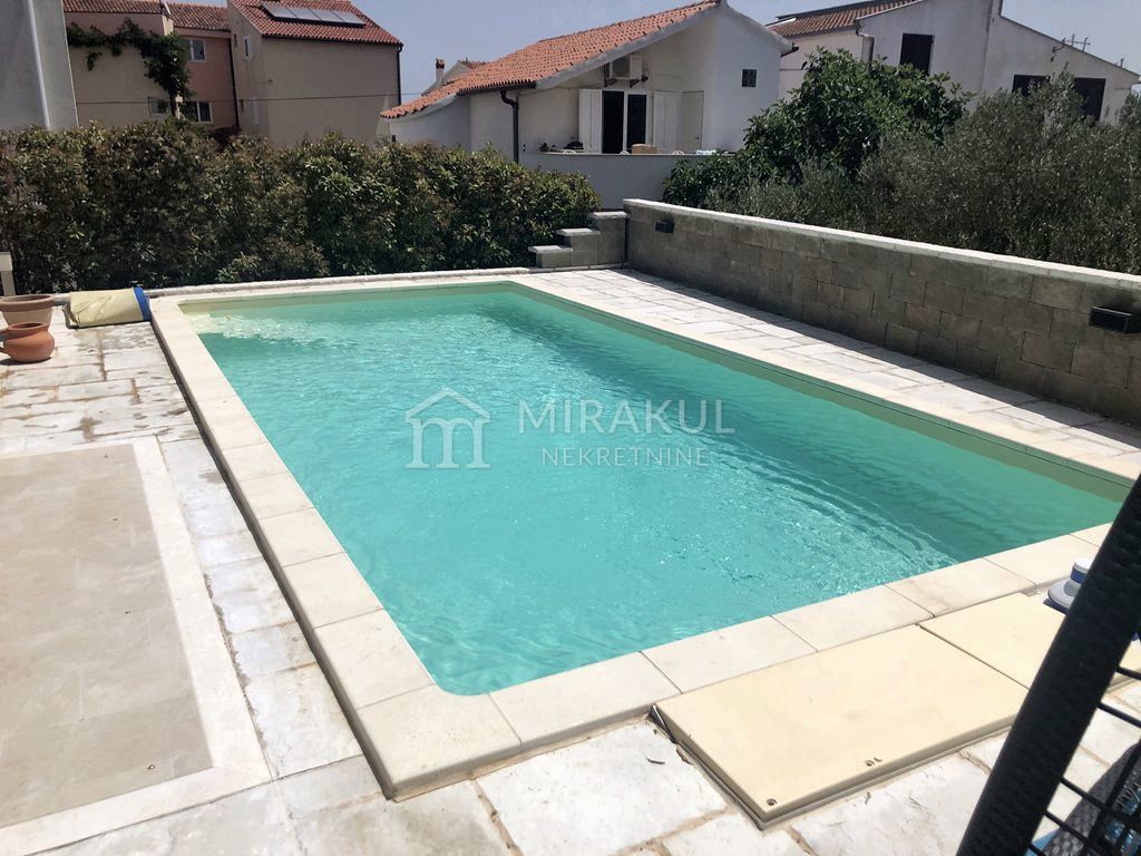 Apartment Zu verkaufen - ŠIBENSKO-KNINSKA MURTER