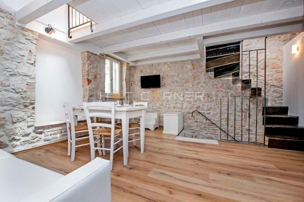 Hiša Na predaj - ISTARSKA ROVINJ