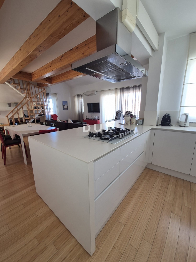 Flat For sale - ŠIBENSKO-KNINSKA MURTER