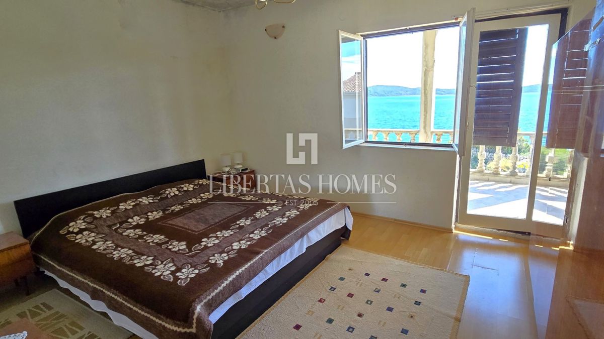 House For sale - SPLITSKO-DALMATINSKA TROGIR