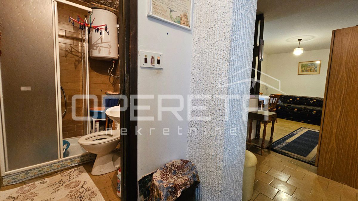 House For sale - LIČKO-SENJSKA NOVALJA