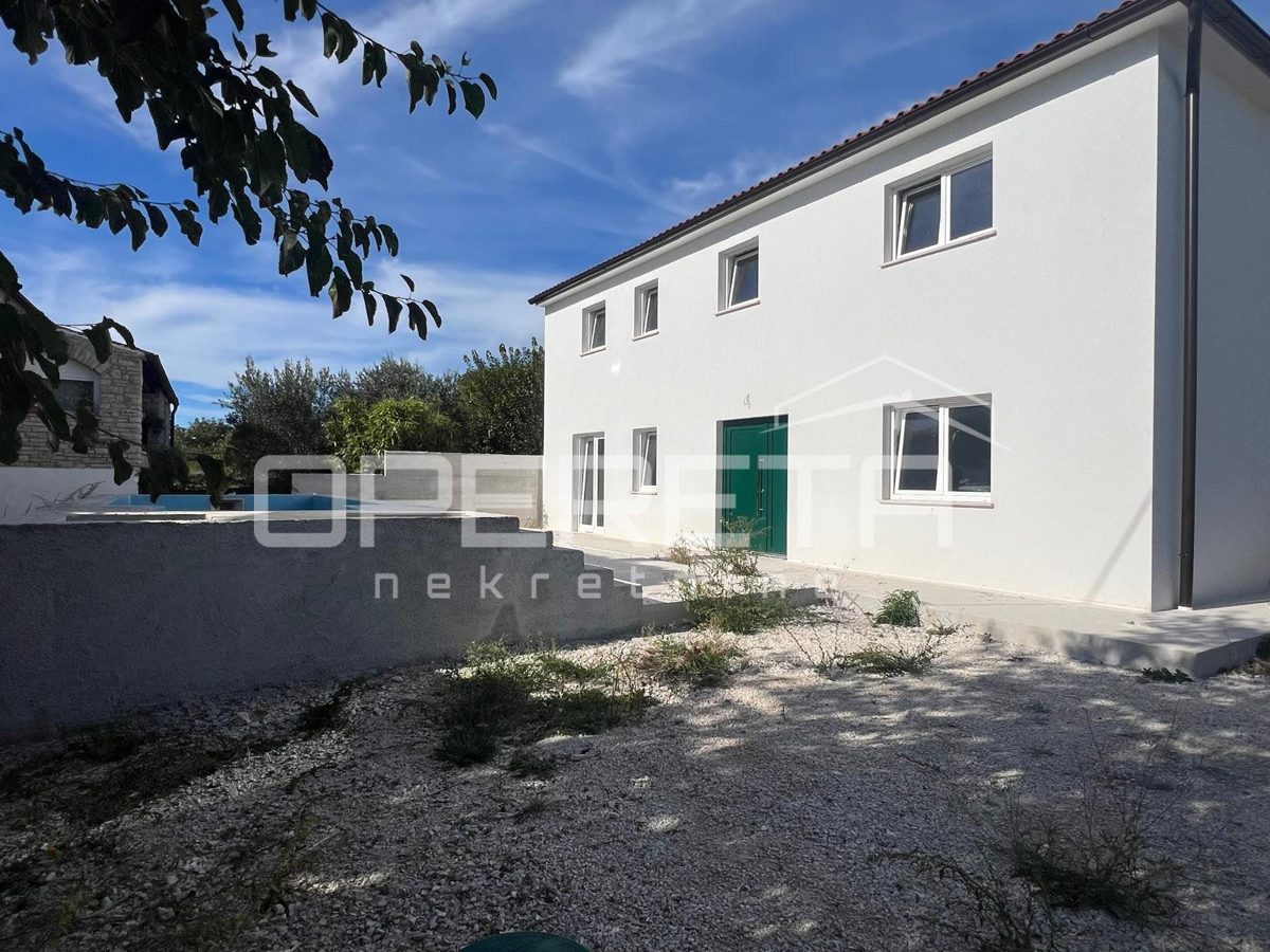 Haus Zu verkaufen - Istarska Kanfanar - foto 1/7