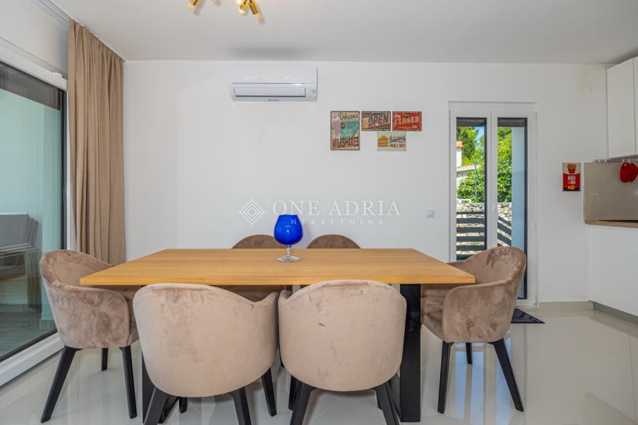 House For sale - Primorsko-goranska Novi Vinodolski - foto 3/20