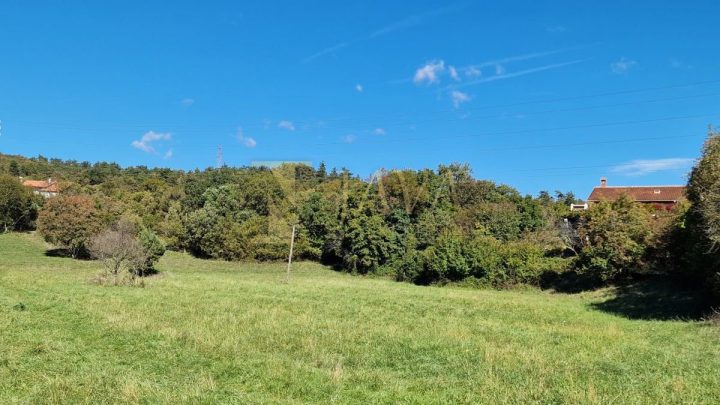 Pozemok na predaj 5292 m² – Čavle