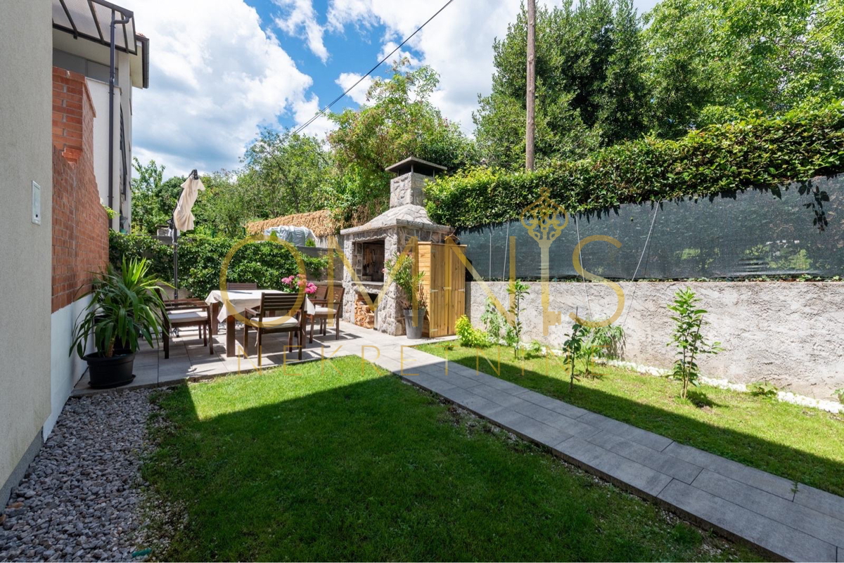 Appartement À vendre - PRIMORSKO-GORANSKA MATULJI