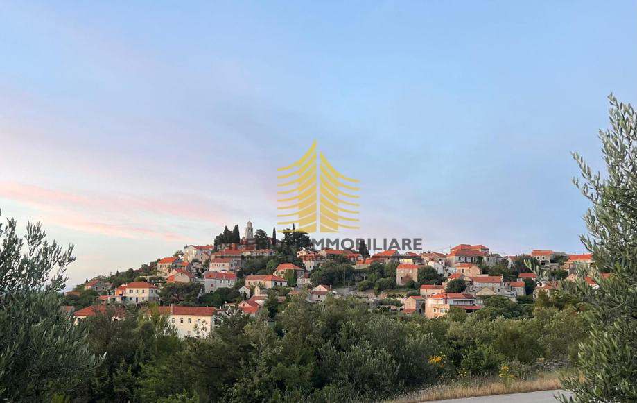 Hiša Na predaj - SPLITSKO-DALMATINSKA JELSA