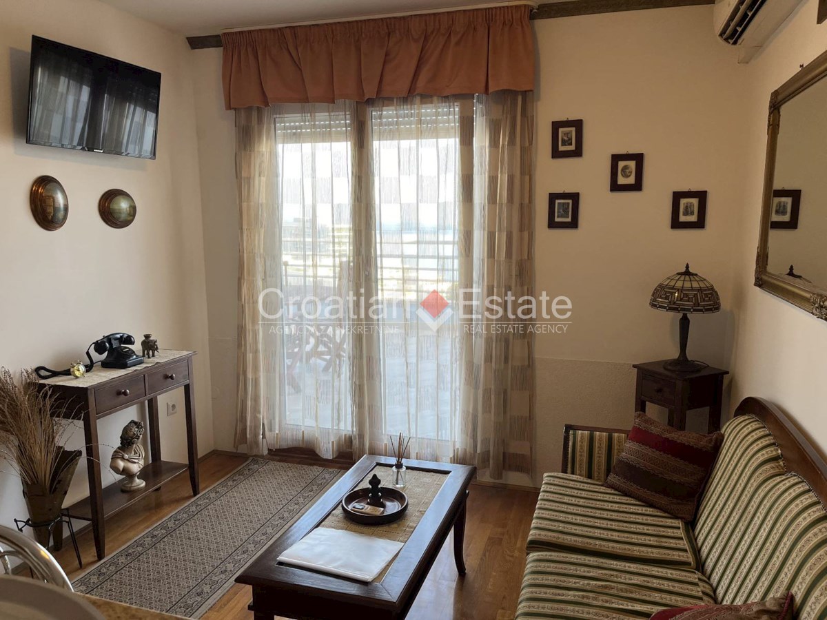 Apartma Za najem - SPLITSKO-DALMATINSKA SPLIT