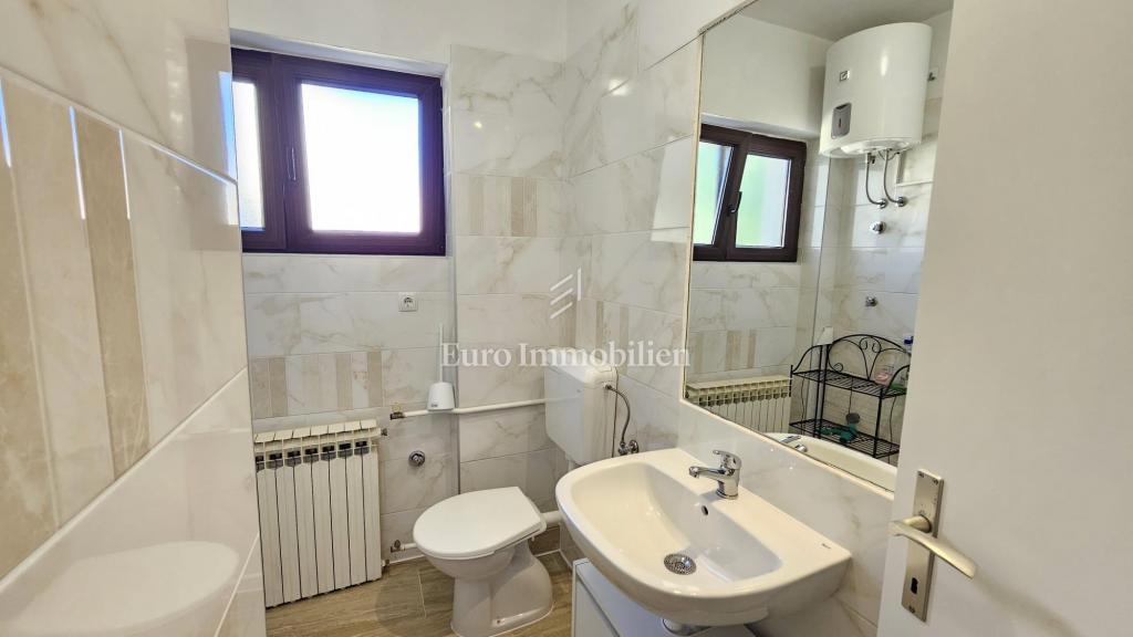 Haus Zu verkaufen - PRIMORSKO-GORANSKA CRIKVENICA