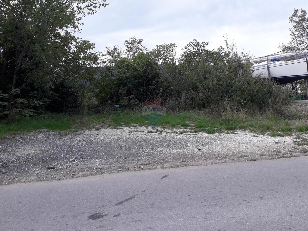 Kuća Na prodaju - PRIMORSKO-GORANSKA VINODOLSKA OPĆINA