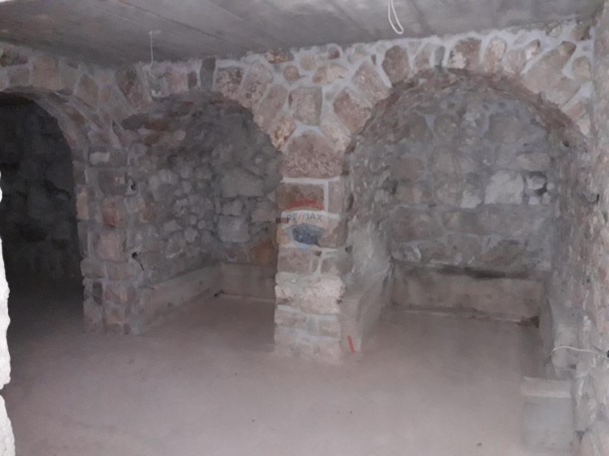 Kuća Na prodaju - PRIMORSKO-GORANSKA VINODOLSKA OPĆINA