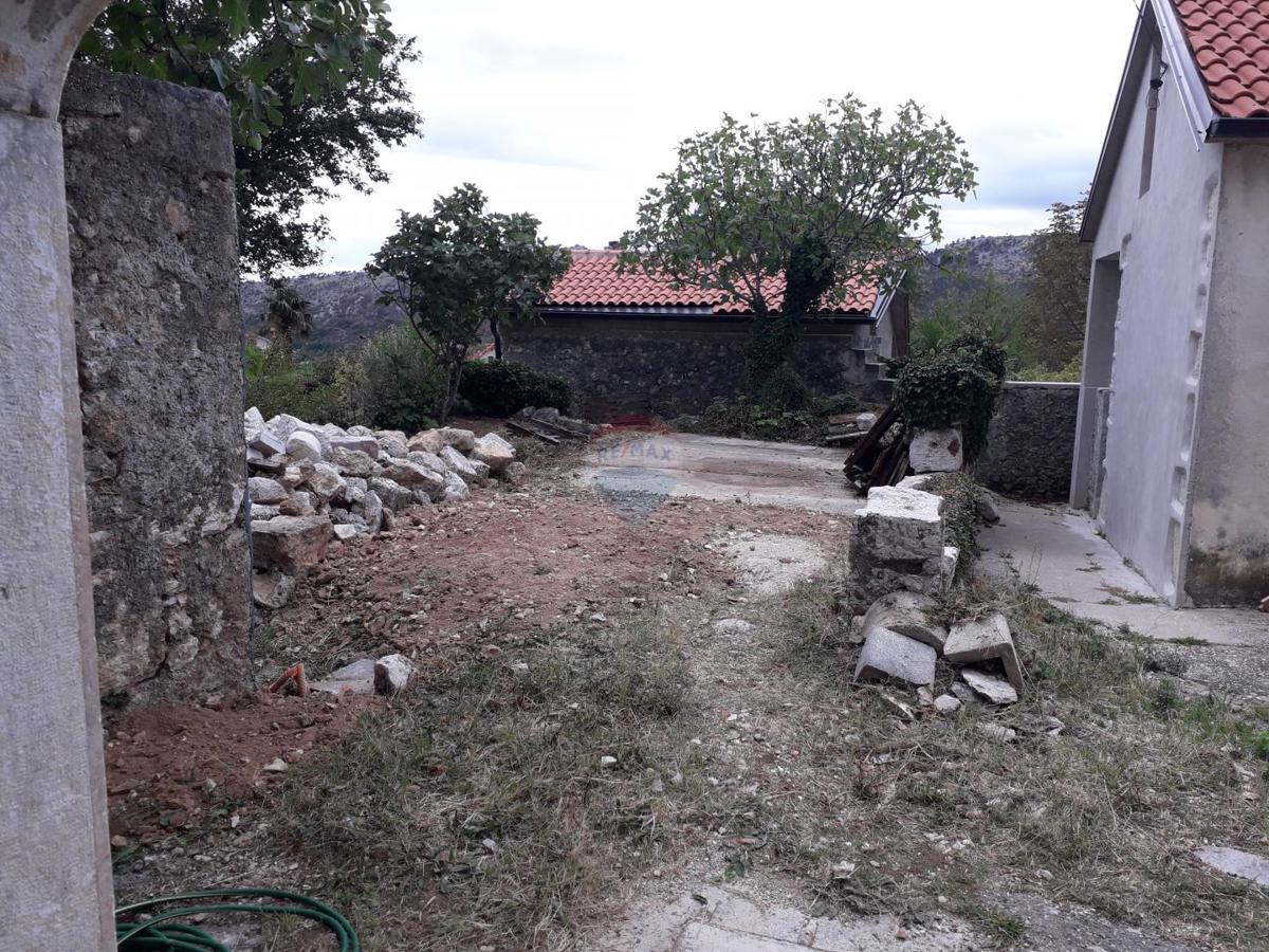 Kuća Na prodaju - PRIMORSKO-GORANSKA VINODOLSKA OPĆINA