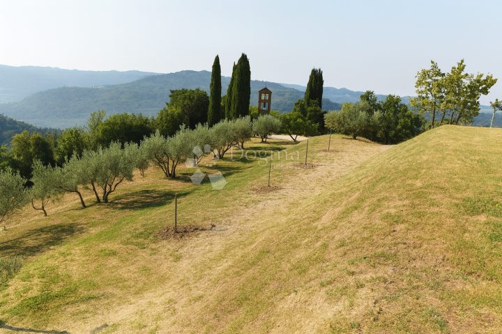 Działka na sprzedaż 3690 m² – Buzet