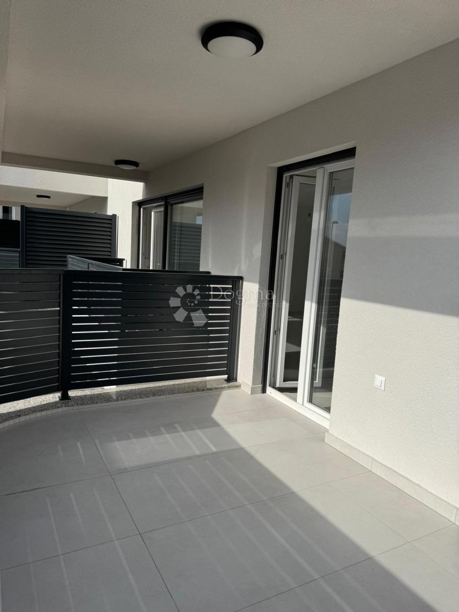 Flat For sale - SPLITSKO-DALMATINSKA MAKARSKA