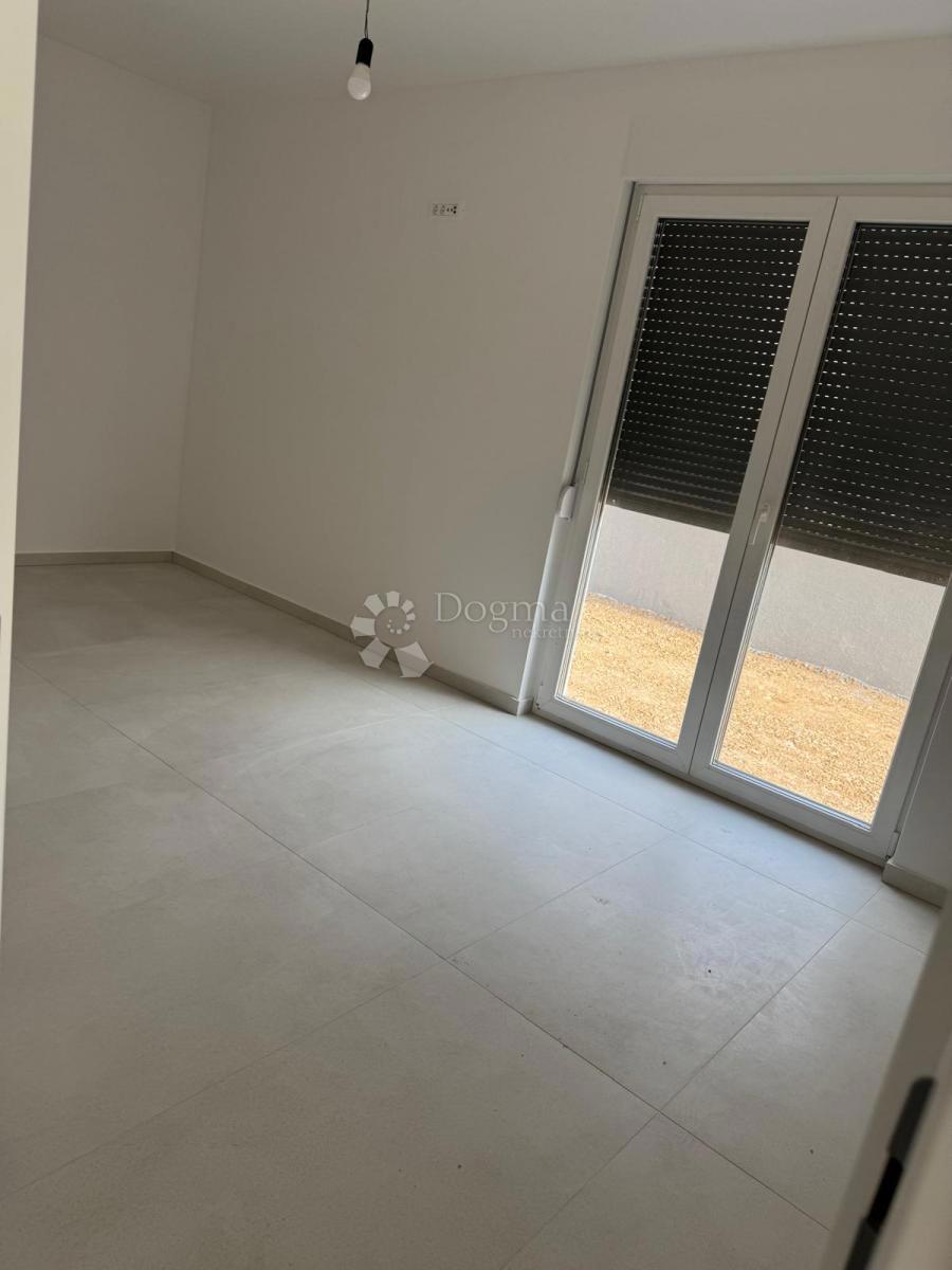 Flat For sale - SPLITSKO-DALMATINSKA MAKARSKA
