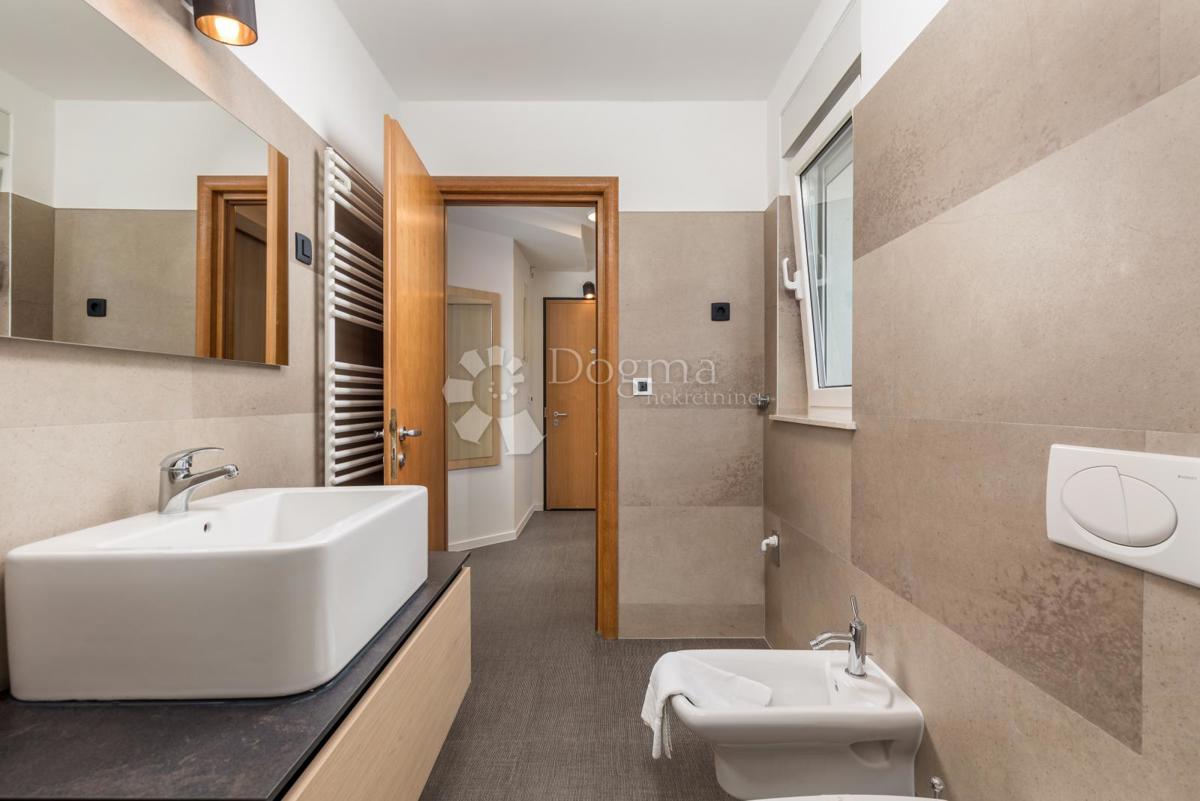 Appartamento Da affittare - PRIMORSKO-GORANSKA OPATIJA