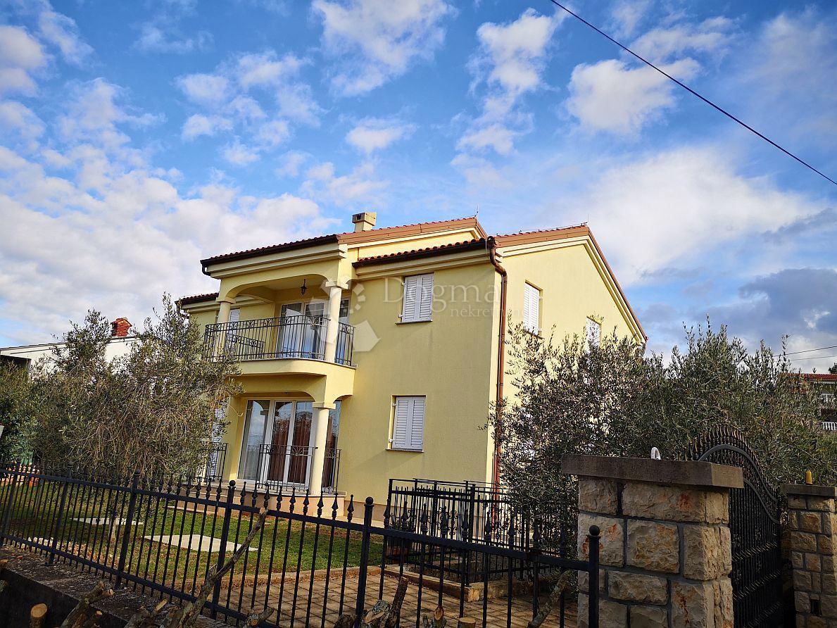 Kuća Na prodaju - PRIMORSKO-GORANSKA KRK