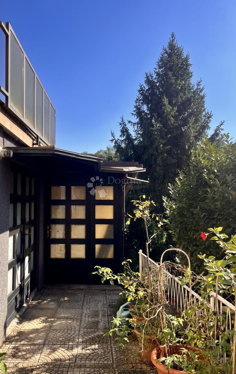 Haus Zu verkaufen - Grad Zagreb Zagreb - foto 1/15