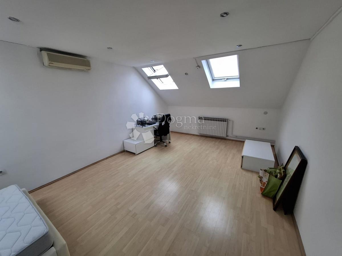 Haus Zu verkaufen - GRAD ZAGREB ZAGREB