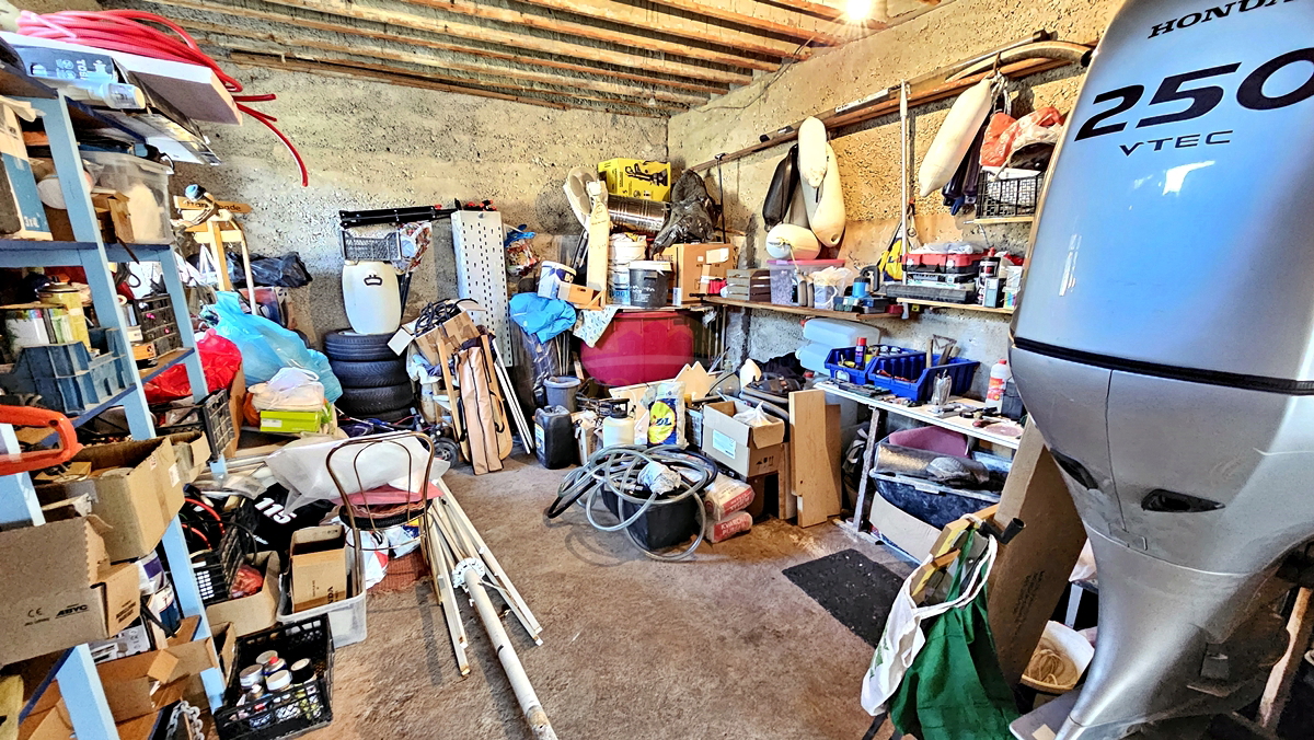 Casa In vendita - SPLITSKO-DALMATINSKA ČIOVO