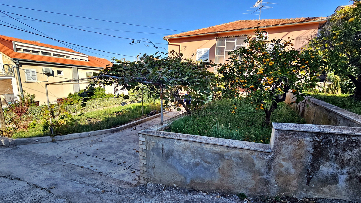 Casa In vendita - SPLITSKO-DALMATINSKA ČIOVO