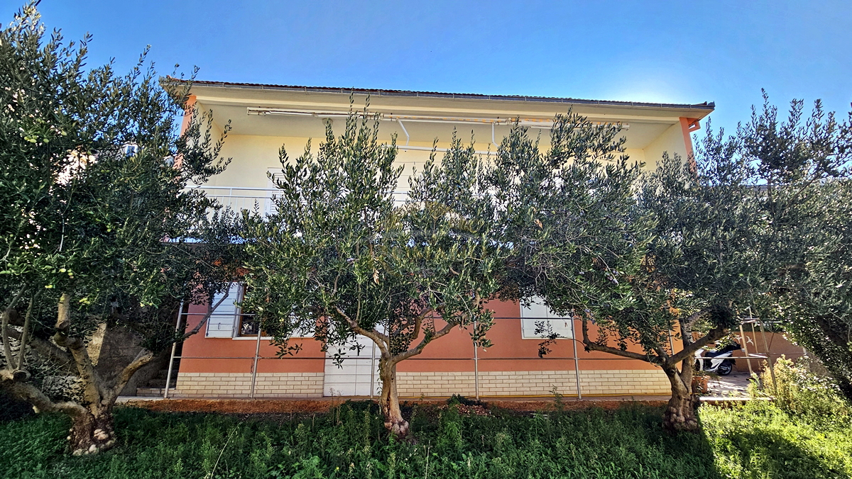 Casa In vendita - SPLITSKO-DALMATINSKA ČIOVO
