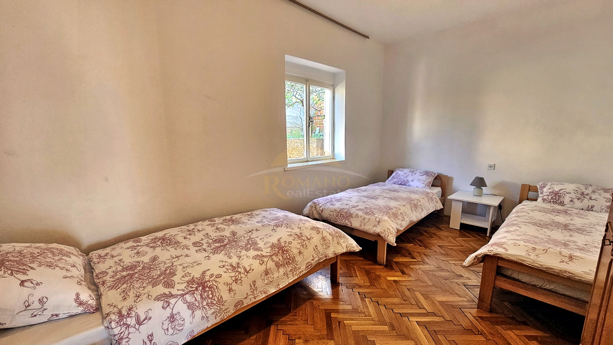 Casa In vendita - SPLITSKO-DALMATINSKA ČIOVO