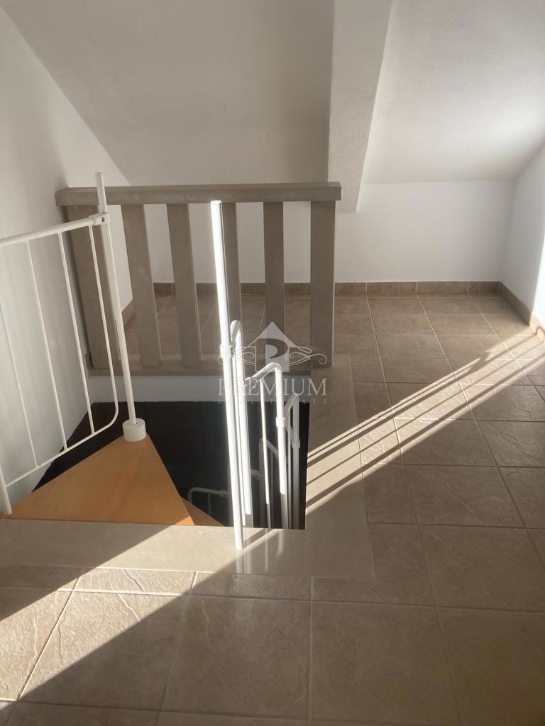 House For sale - SPLITSKO-DALMATINSKA BRAČ