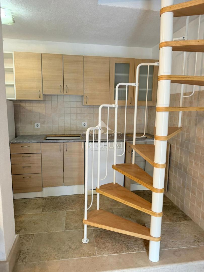 House For sale - SPLITSKO-DALMATINSKA BRAČ