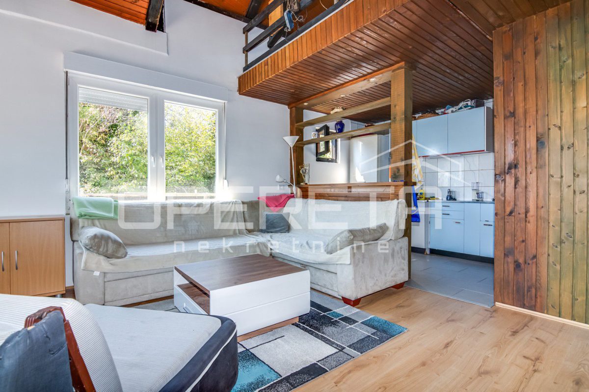 Maison À vendre - ZAGREBAČKA POKUPSKO