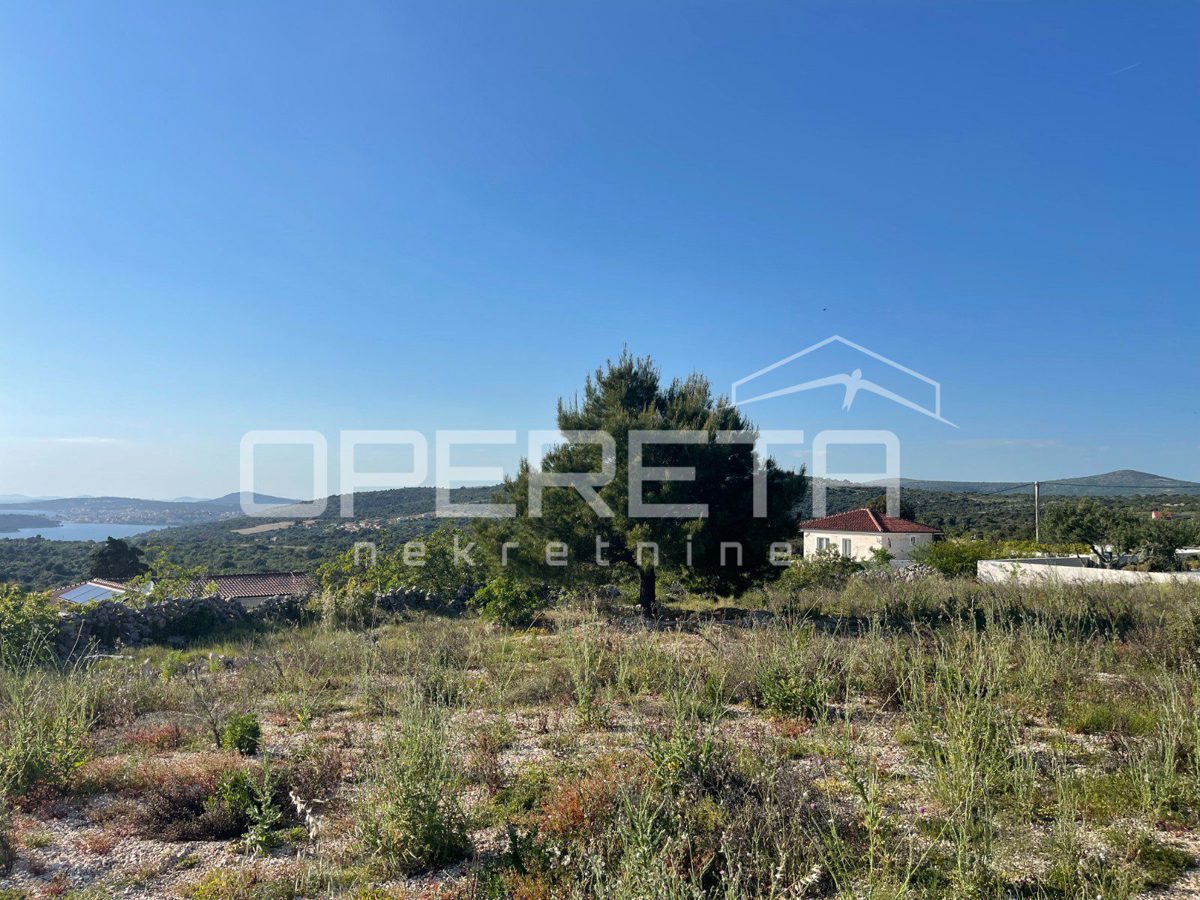 Terrain À vendre - ŠIBENSKO-KNINSKA ROGOZNICA