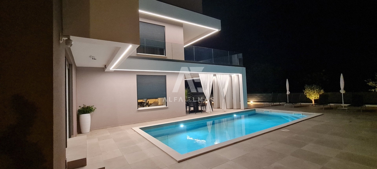 Casa In vendita - PRIMORSKO-GORANSKA KRK