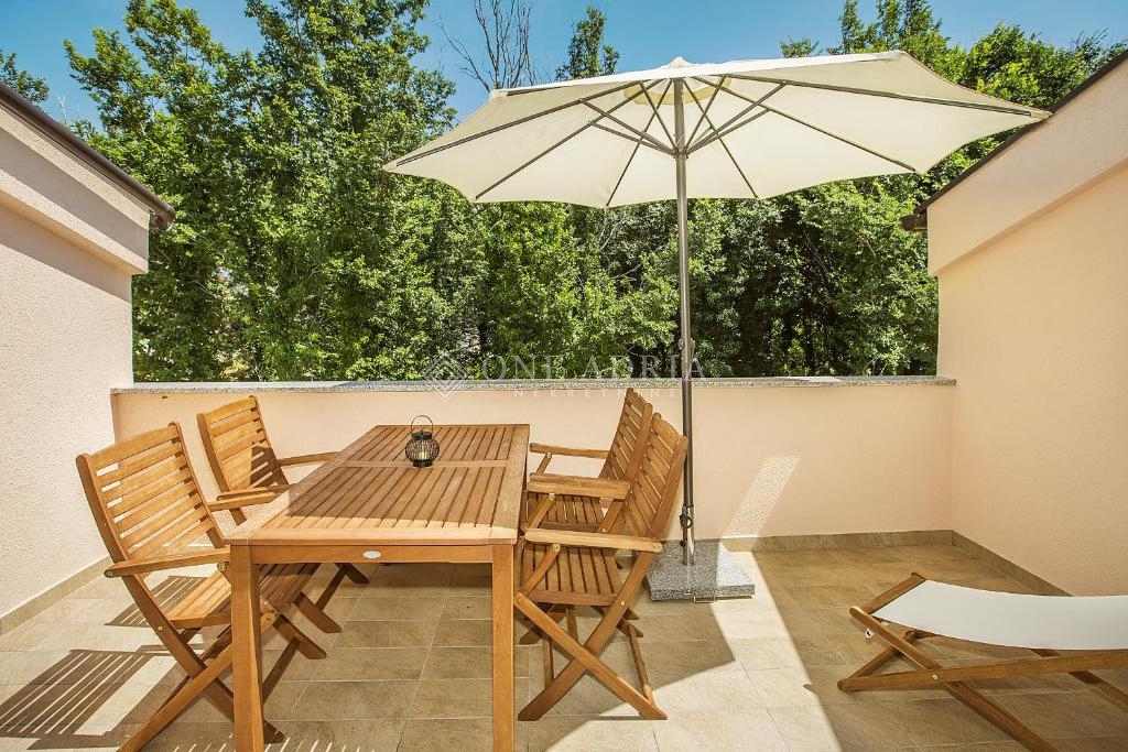 Casa In vendita - PRIMORSKO-GORANSKA KRK