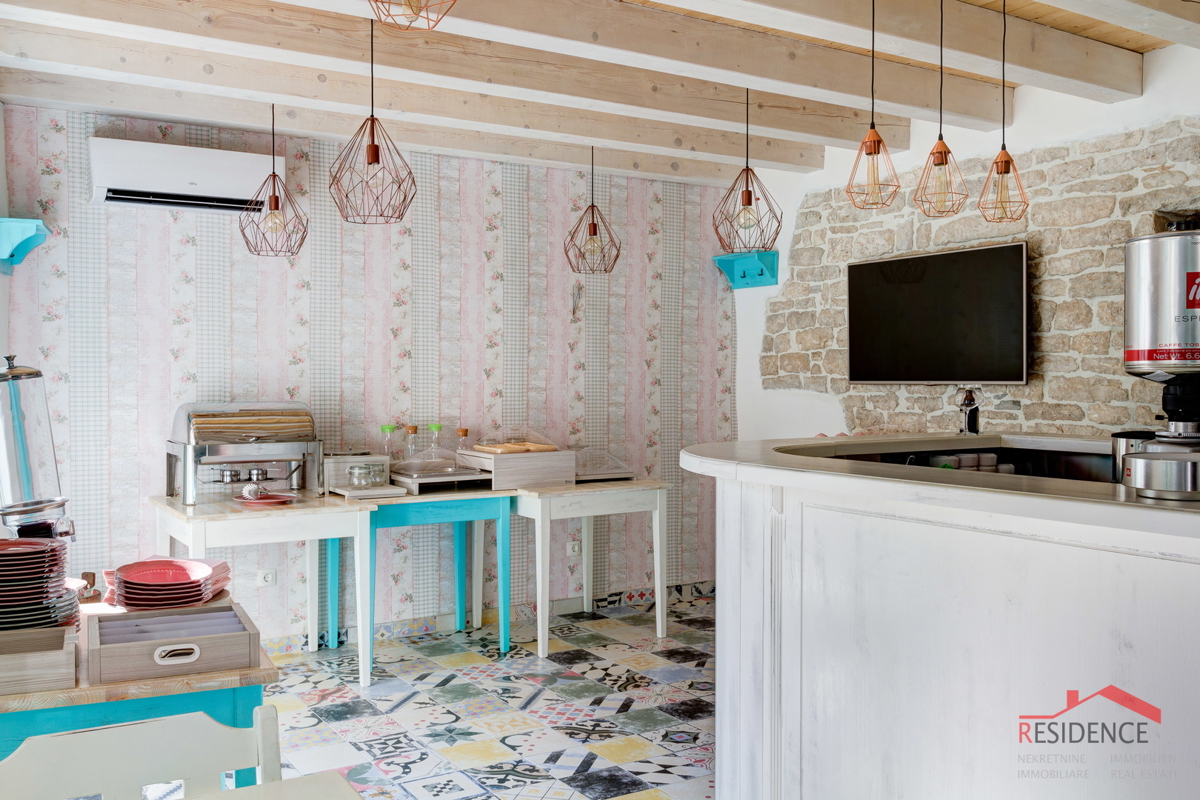 Business premises For sale - ISTARSKA FAŽANA