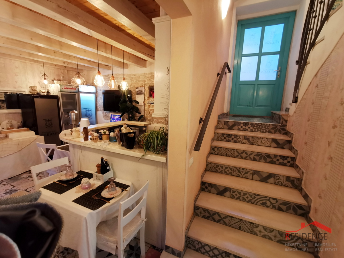 Business premises For sale - ISTARSKA FAŽANA