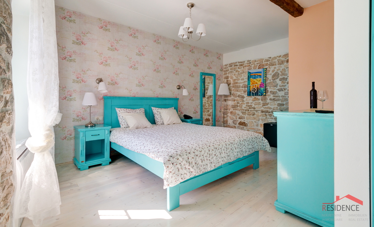 Business premises For sale - ISTARSKA FAŽANA