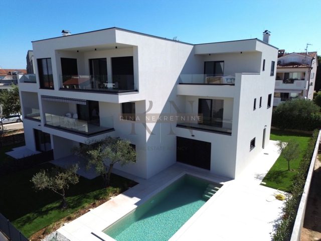 Dům na prodej 125 m² – Poreč