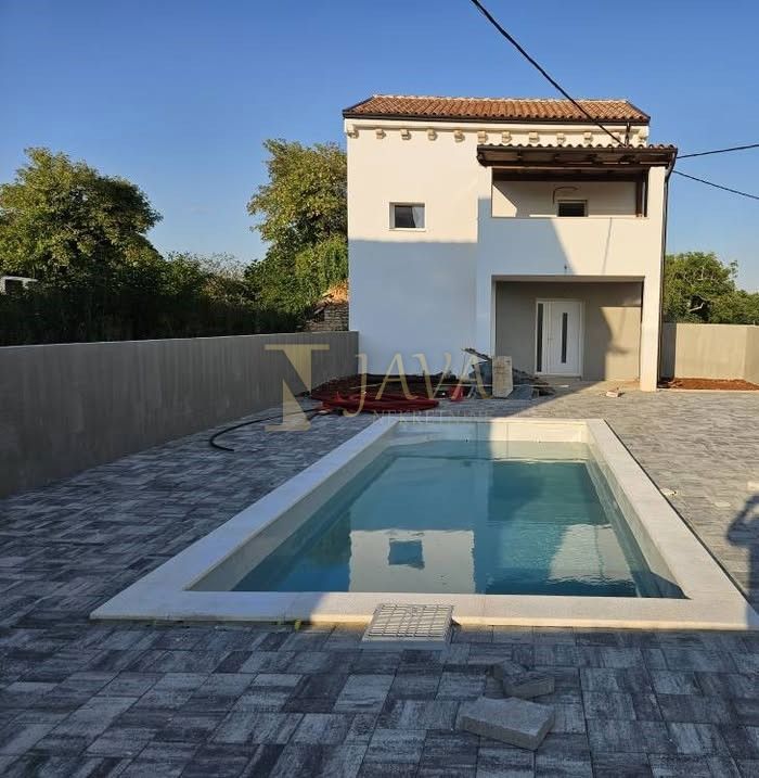 House For sale ŽMINJ