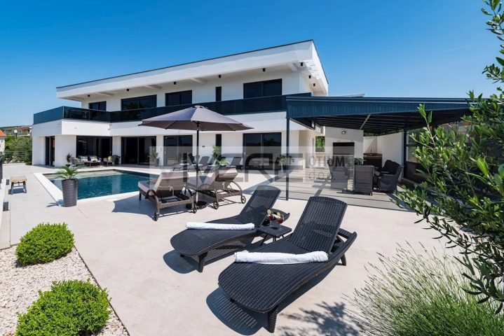 Casa in vendita 260 m² – Zadar