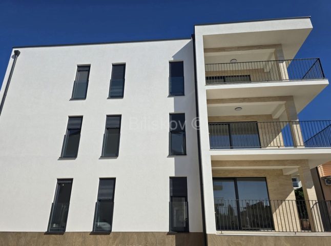 Apartmán na predaj 126 m² – Rogoznica