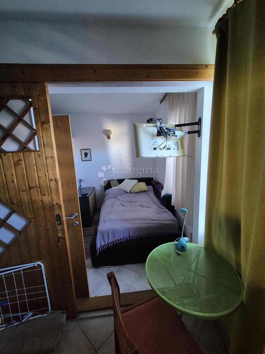 House For sale - PRIMORSKO-GORANSKA NOVI VINODOLSKI