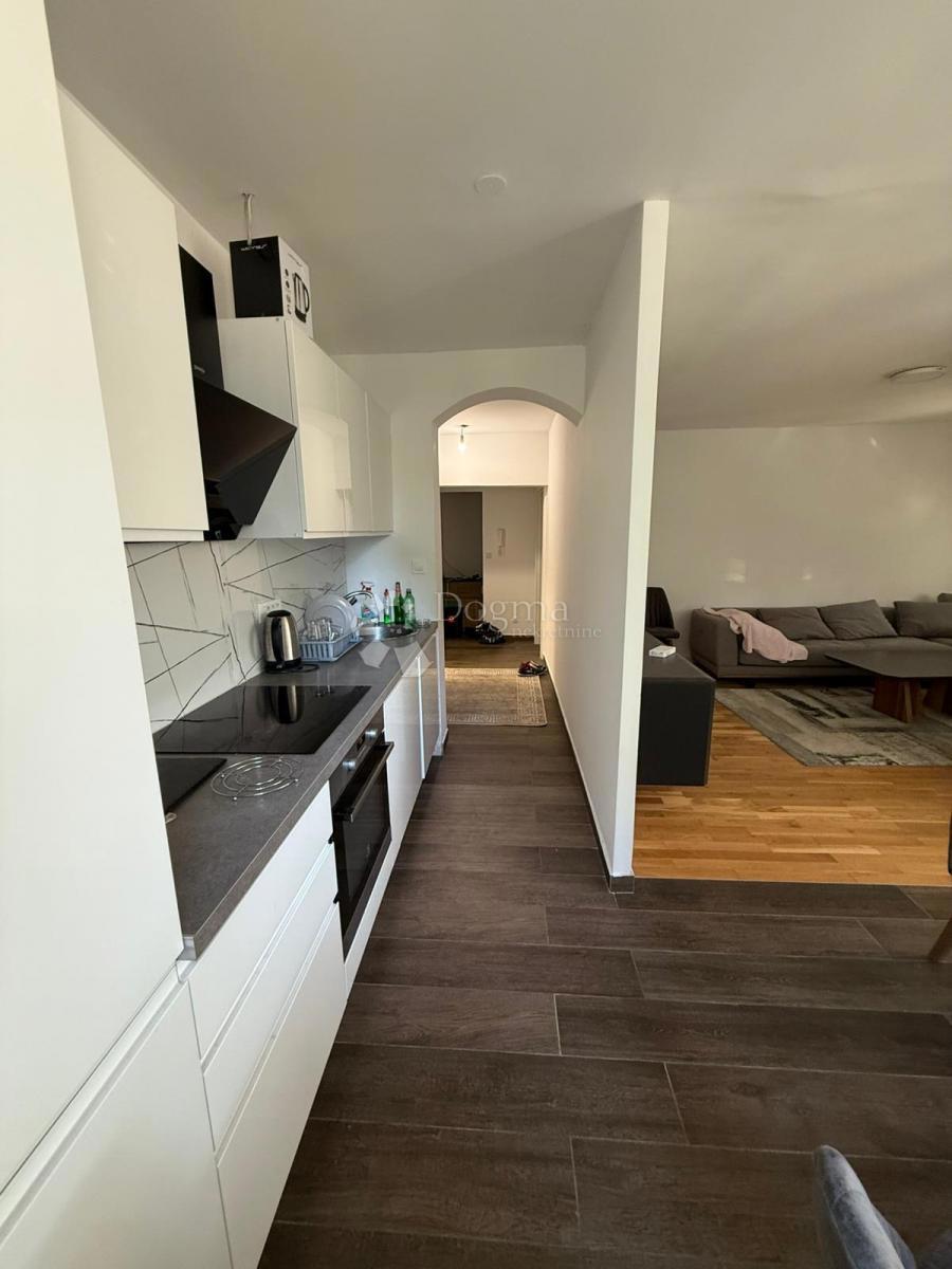 Apartma Na predaj - GRAD ZAGREB ZAGREB