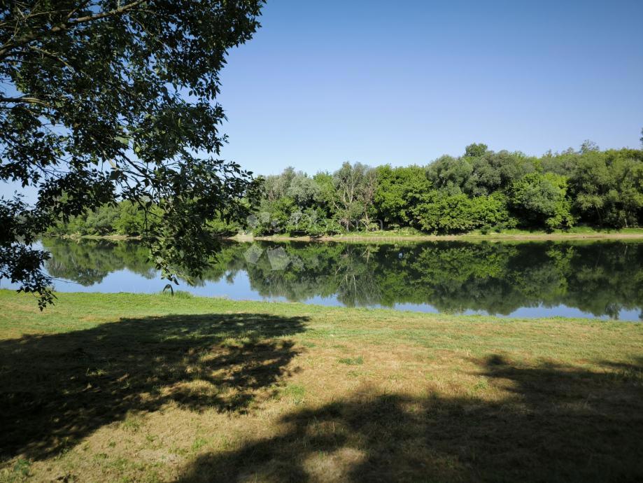 Terrain À vendre - SISAČKO-MOSLAVAČKA PETRINJA