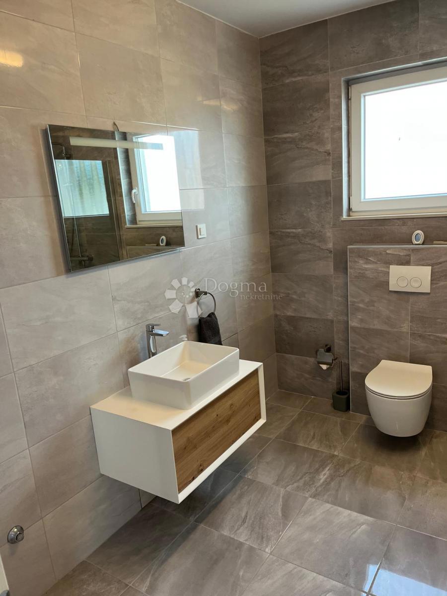 Appartement À louer - PRIMORSKO-GORANSKA CRIKVENICA