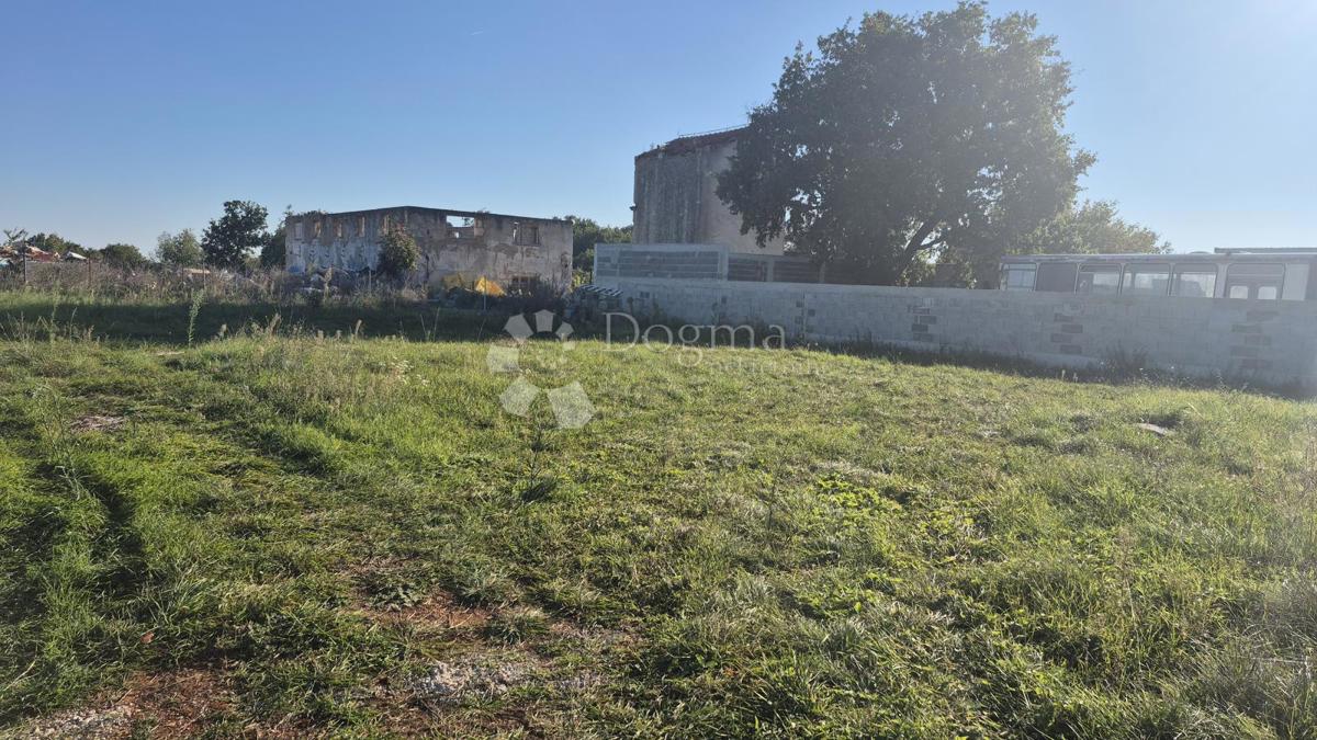 Grundstück Zu verkaufen - Istarska Marčana - foto 2/7